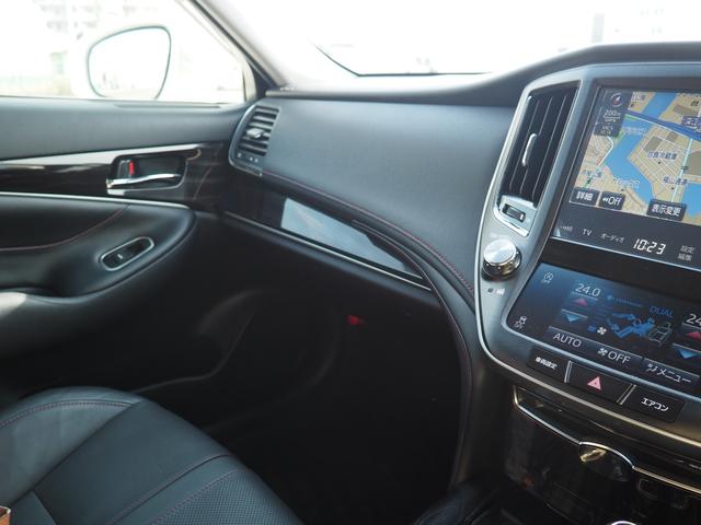 クラウン アスリートＳ－Ｔ／ビルシュタイン純正形状足回り／後期モデル／　クスコ前後スタビライザー／ステアリングレザー張替／後期モデル／禁煙車／オプション１８インチ／シート冷暖付黒革シート／ＬＥＤオートライト＆オートハイビーム／クルコン／Ｂカメラ／パドルシフト／ハンドブック（17枚目）