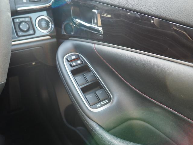 クラウン アスリートＳ－Ｔ／ビルシュタイン純正形状足回り／後期モデル／　クスコ前後スタビライザー／ステアリングレザー張替／後期モデル／禁煙車／オプション１８インチ／シート冷暖付黒革シート／ＬＥＤオートライト＆オートハイビーム／クルコン／Ｂカメラ／パドルシフト／ハンドブック（21枚目）