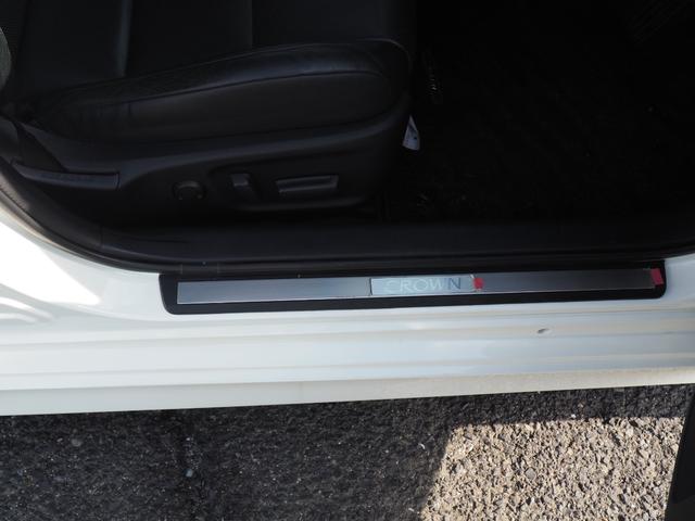 クラウン アスリートＳ－Ｔ／ビルシュタイン純正形状足回り／後期モデル／　クスコ前後スタビライザー／ステアリングレザー張替／後期モデル／禁煙車／オプション１８インチ／シート冷暖付黒革シート／ＬＥＤオートライト＆オートハイビーム／クルコン／Ｂカメラ／パドルシフト／ハンドブック（24枚目）