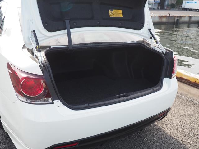 クラウン アスリートＳ－Ｔ／ビルシュタイン純正形状足回り／後期モデル／　クスコ前後スタビライザー／ステアリングレザー張替／後期モデル／禁煙車／オプション１８インチ／シート冷暖付黒革シート／ＬＥＤオートライト＆オートハイビーム／クルコン／Ｂカメラ／パドルシフト／ハンドブック（43枚目）