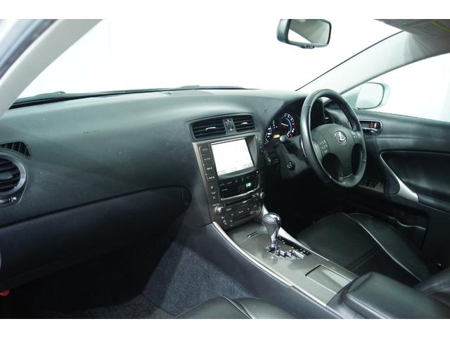 IS IS250 新品スピンドルバンパー 新品3眼ヘッドライト 新品スモークテール 新品バカンスゴーストM1ホイール 新品タイヤ 新品フルタップ減衰調整付車高調 パワーシート 黒革調シートカバー オートクルーズ(32枚目)