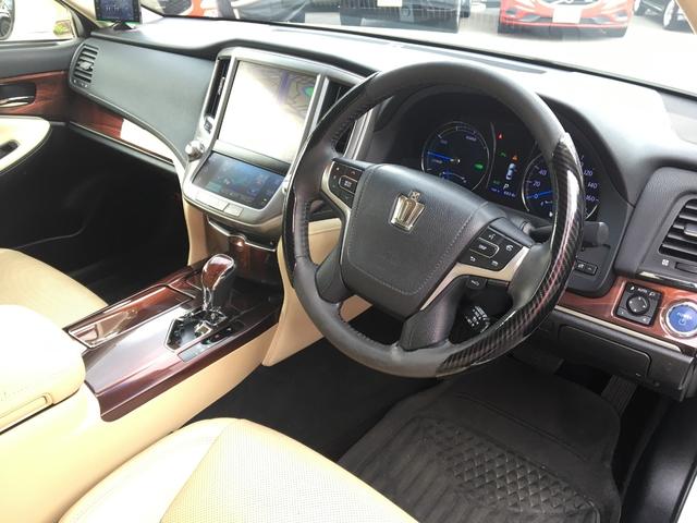 クラウンハイブリッド ロイヤルサルーンG プリクラッシュ 純正ナビ 地デジ Bモニター 電動サンシェイド 検査9年3月まで(16枚目)