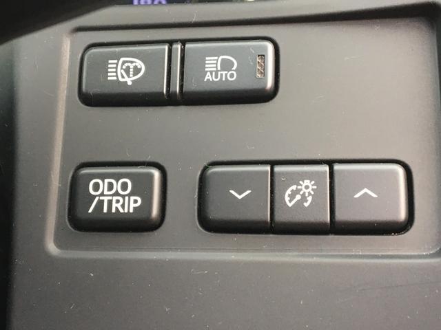 クラウンハイブリッド ロイヤルサルーンG プリクラッシュ 純正ナビ 地デジ Bモニター 電動サンシェイド 検査9年3月まで(25枚目)