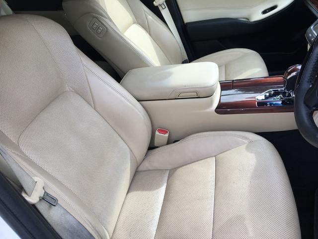 クラウンハイブリッド ロイヤルサルーンG プリクラッシュ 純正ナビ 地デジ Bモニター 電動サンシェイド 検査9年3月まで(36枚目)