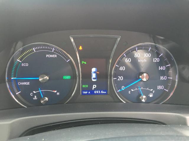 クラウンハイブリッド ロイヤルサルーンG プリクラッシュ 純正ナビ 地デジ Bモニター 電動サンシェイド 検査9年3月まで(46枚目)