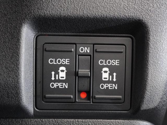 Ｎ－ＢＯＸカスタム ターボ　２年保証当社試乗車ナビＲカメＤレコＥＴＣ両電扉　キーレスエントリー　盗難防止　ＥＣＯＮ　衝突被害軽減装置　ベンチＳ　ＤＶＤ再生可　禁煙　パーキングセンサー　スマキー　ＶＳＡ　１オーナー　フルセグＴＶ（6枚目）