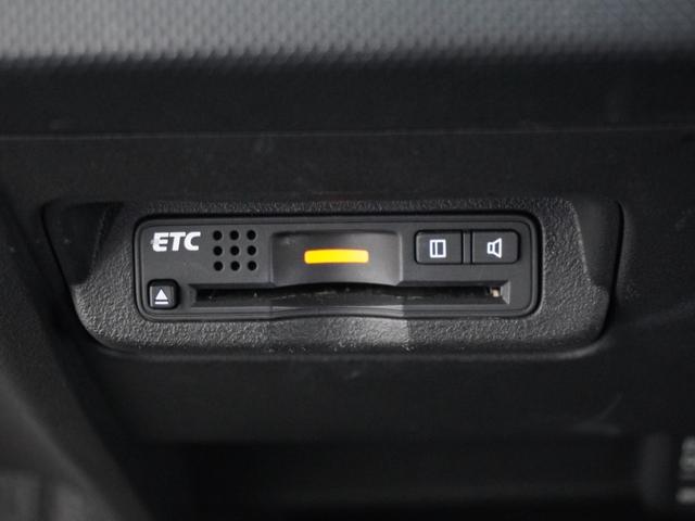 フリード Ｇプレミアムエディション　１年保証ナビ後席モニタＤレコＲカメＥＴＣ両電扉　地デジＴＶ　盗難防止　ＶＳＡ　Ｂカメラ　ウォークスルー　キーレスキー　パワステ　ＡＡＣ　ＥＴＣ車載器　３列シート　パワーウィンド　ＡＢＳ　Ｗエアバック（6枚目）