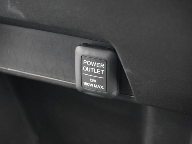 フリード Ｇプレミアムエディション　１年保証ナビ後席モニタＤレコＲカメＥＴＣ両電扉　地デジＴＶ　盗難防止　ＶＳＡ　Ｂカメラ　ウォークスルー　キーレスキー　パワステ　ＡＡＣ　ＥＴＣ車載器　３列シート　パワーウィンド　ＡＢＳ　Ｗエアバック（8枚目）