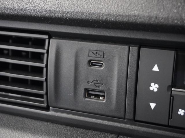 N-BOXカスタム ベースグレード 2年保証当社試乗車ナビDレコRカメETC片電扉 CMBS ベンチシート オートエアコン スマートキ LED 盗難防止装置 クルコン バックカメラ フルセグTV パワーステアリング エアバッグ ESC(7枚目)