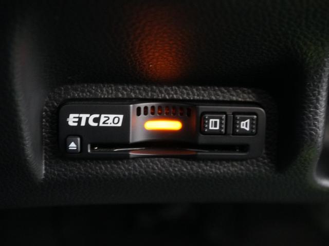 ヴェゼル ｅ：ＨＥＶＺ　２年保証ナビＤレコＲカメＥＴＣ２．０クルコン　衝突回避支援ブレーキ機能　スマキ　Ｐトランク　フルオートエアコン　エアバッグ　両席エアバック　パワーウィンドウ　ＬＥＤランプ　ソナー　クルーズＣ　ＥＴＣ付（5枚目）
