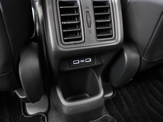 ヴェゼル ｅ：ＨＥＶＺ　２年保証ナビＤレコＲカメＥＴＣ２．０クルコン　衝突回避支援ブレーキ機能　スマキ　Ｐトランク　フルオートエアコン　エアバッグ　両席エアバック　パワーウィンドウ　ＬＥＤランプ　ソナー　クルーズＣ　ＥＴＣ付（34枚目）