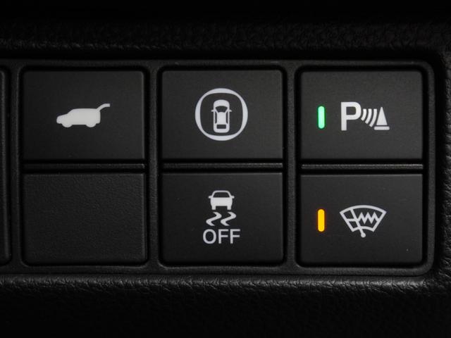 ヴェゼル ｅ：ＨＥＶＺ　２年保証ナビＤレコＲカメＥＴＣ２．０クルコン　衝突回避支援ブレーキ機能　スマキ　Ｐトランク　フルオートエアコン　エアバッグ　両席エアバック　パワーウィンドウ　ＬＥＤランプ　ソナー　クルーズＣ　ＥＴＣ付（42枚目）