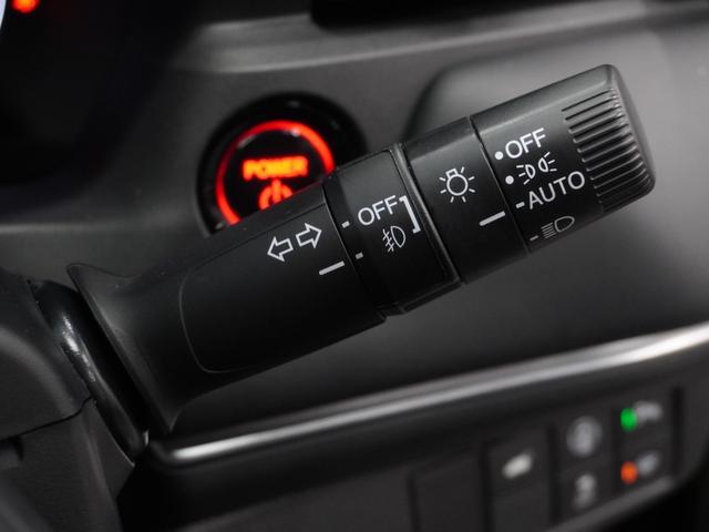 ヴェゼル ｅ：ＨＥＶＺ　２年保証ナビＤレコＲカメＥＴＣ２．０クルコン　衝突回避支援ブレーキ機能　スマキ　Ｐトランク　フルオートエアコン　エアバッグ　両席エアバック　パワーウィンドウ　ＬＥＤランプ　ソナー　クルーズＣ　ＥＴＣ付（47枚目）