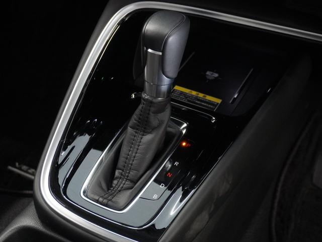 ヴェゼル ｅ：ＨＥＶＺ　２年保証ナビＤレコＲカメＥＴＣ２．０クルコン　衝突回避支援ブレーキ機能　スマキ　Ｐトランク　フルオートエアコン　エアバッグ　両席エアバック　パワーウィンドウ　ＬＥＤランプ　ソナー　クルーズＣ　ＥＴＣ付（50枚目）