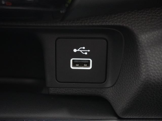 ヴェゼル ｅ：ＨＥＶＺ　２年保証ナビＤレコＲカメＥＴＣ２．０クルコン　衝突回避支援ブレーキ機能　スマキ　Ｐトランク　フルオートエアコン　エアバッグ　両席エアバック　パワーウィンドウ　ＬＥＤランプ　ソナー　クルーズＣ　ＥＴＣ付（52枚目）