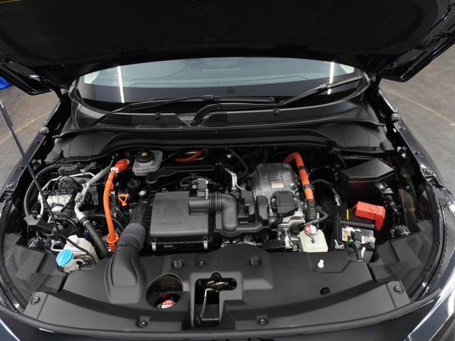 ヴェゼル ｅ：ＨＥＶＺ　２年保証ナビＤレコＲカメＥＴＣ２．０クルコン　衝突回避支援ブレーキ機能　スマキ　Ｐトランク　フルオートエアコン　エアバッグ　両席エアバック　パワーウィンドウ　ＬＥＤランプ　ソナー　クルーズＣ　ＥＴＣ付（56枚目）