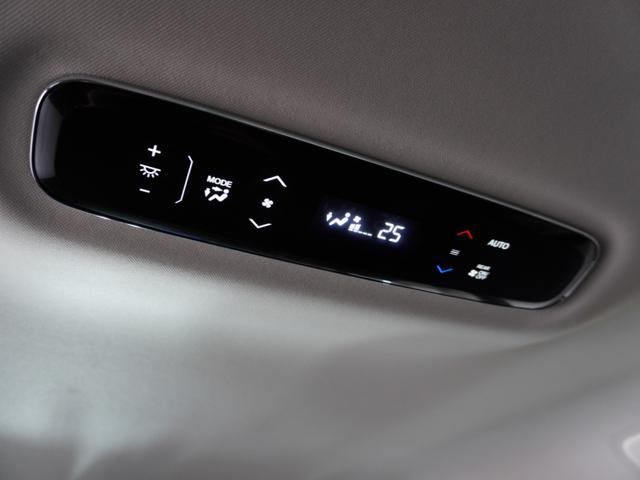 オデッセイハイブリッド ｅ：ＨＥＶアブソルート・ＥＸ　１年保証ナビ全周囲カメＤレコＥＴＣ両電扉ＢＴ　ＬＥＤライト　シ－トヒ－タ－　両側ＰＳＤ　パワ－シ－ト　Ｐアシスト　フルセグ　アイドルストップ　クルーズコントロール　ＤＶＤ再生機能　３列シート　キーレス（31枚目）