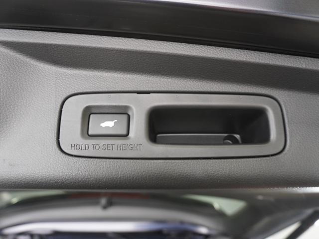 オデッセイハイブリッド ｅ：ＨＥＶアブソルート・ＥＸ　１年保証ナビ全周囲カメＤレコＥＴＣ両電扉ＢＴ　ＬＥＤライト　シ－トヒ－タ－　両側ＰＳＤ　パワ－シ－ト　Ｐアシスト　フルセグ　アイドルストップ　クルーズコントロール　ＤＶＤ再生機能　３列シート　キーレス（34枚目）