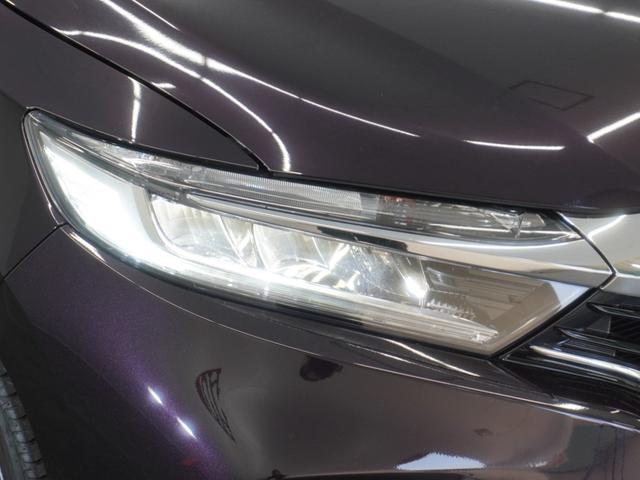 シャトル ハイブリッドＺホンダセンシング　２年保証ナビＲカメＥＴＣクルコンＢＴ地デジＬＥＤ　衝突軽減　カーテンエアバック　ＬＥＤライト　前席シートヒーター　イモビ　Ｂカメラ　ＵＳＢ接続　ＤＶＤ　パワーウィンドウ　ナビＴＶ　スマートキー　禁煙車（13枚目）