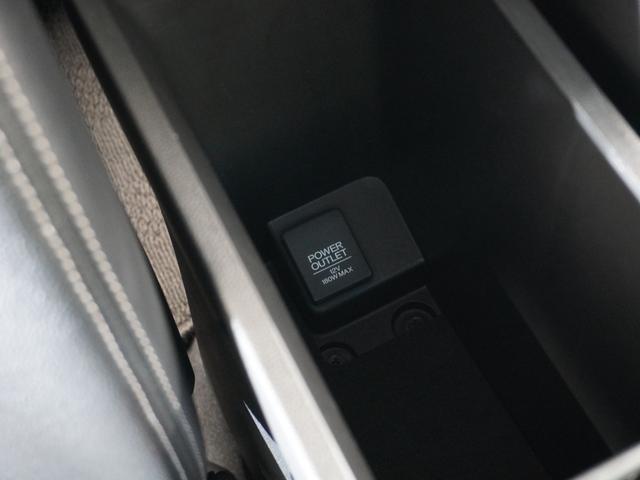 シャトル ハイブリッドＺホンダセンシング　２年保証ナビＲカメＥＴＣクルコンＢＴ地デジＬＥＤ　衝突軽減　カーテンエアバック　ＬＥＤライト　前席シートヒーター　イモビ　Ｂカメラ　ＵＳＢ接続　ＤＶＤ　パワーウィンドウ　ナビＴＶ　スマートキー　禁煙車（44枚目）