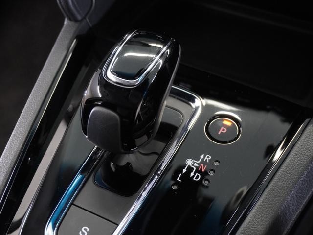 シャトル ハイブリッドＺホンダセンシング　２年保証ナビＲカメＥＴＣクルコンＢＴ地デジＬＥＤ　衝突軽減　カーテンエアバック　ＬＥＤライト　前席シートヒーター　イモビ　Ｂカメラ　ＵＳＢ接続　ＤＶＤ　パワーウィンドウ　ナビＴＶ　スマートキー　禁煙車（46枚目）