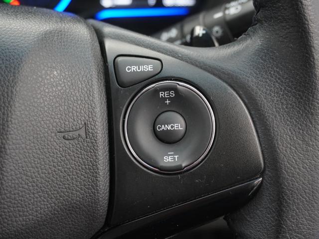 ヴェゼル ハイブリッドＸ　１年保証ナビＲカメＥＴＣクルコンＢＴ地デジＬＥＤ　リヤカメラ　ＥＴＣ付き　Ａクルーズ　セキュリティアラーム　ＶＳＡ　アイドリングＳＴＯＰ　ナビＴＶ　スマートキ　サイドエアバッグ　ＤＶＤ再生機能　ＡＡＣ（8枚目）