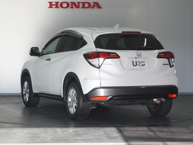 ヴェゼル ハイブリッドＸ　１年保証ナビＲカメＥＴＣクルコンＢＴ地デジＬＥＤ　リヤカメラ　ＥＴＣ付き　Ａクルーズ　セキュリティアラーム　ＶＳＡ　アイドリングＳＴＯＰ　ナビＴＶ　スマートキ　サイドエアバッグ　ＤＶＤ再生機能　ＡＡＣ（14枚目）