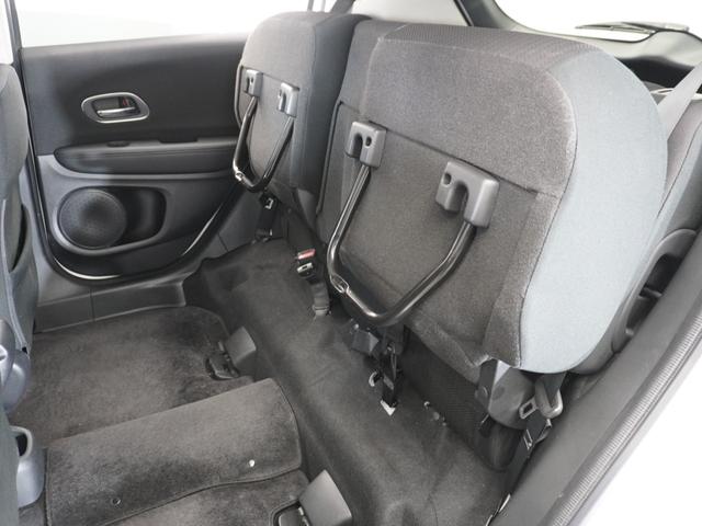 ヴェゼル ハイブリッドＸ　１年保証ナビＲカメＥＴＣクルコンＢＴ地デジＬＥＤ　リヤカメラ　ＥＴＣ付き　Ａクルーズ　セキュリティアラーム　ＶＳＡ　アイドリングＳＴＯＰ　ナビＴＶ　スマートキ　サイドエアバッグ　ＤＶＤ再生機能　ＡＡＣ（20枚目）