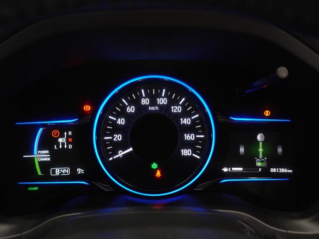 ヴェゼル ハイブリッドＸ　１年保証ナビＲカメＥＴＣクルコンＢＴ地デジＬＥＤ　リヤカメラ　ＥＴＣ付き　Ａクルーズ　セキュリティアラーム　ＶＳＡ　アイドリングＳＴＯＰ　ナビＴＶ　スマートキ　サイドエアバッグ　ＤＶＤ再生機能　ＡＡＣ（36枚目）