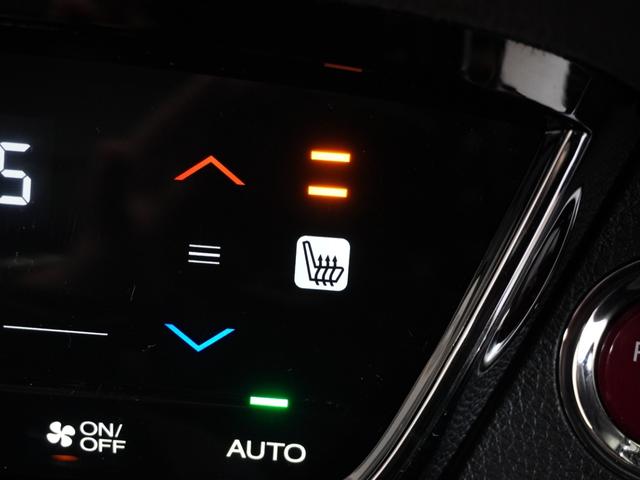 ヴェゼル ハイブリッドRS・ホンダセンシング 1年保証ナビRカメETCクルコンBT地デジLED ETC付 サイドSRS フルオートエアコン 両席エアバック スマキー オートクルーズコントロール 衝突軽減ブレーキシステム TVナビ 横滑り防止(11枚目)