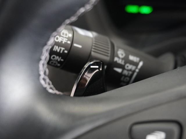 ヴェゼル ハイブリッドRS・ホンダセンシング 1年保証ナビRカメETCクルコンBT地デジLED ETC付 サイドSRS フルオートエアコン 両席エアバック スマキー オートクルーズコントロール 衝突軽減ブレーキシステム TVナビ 横滑り防止(34枚目)