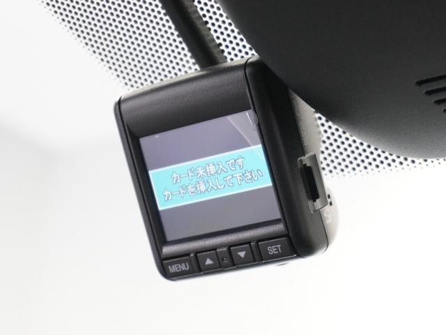 Ｎ－ＷＧＮカスタム Ｌホンダセンシング　１年保証　純正Ｇａｔｈｅｒｓナビ（ＶＸＭ－１９４ＶＦＩ）　フルセグ　Ｒカメラ　ドラレコ　ＬＥＤヘッドライト＋オートリトラミラー　コンビシート充電用ＵＳＢジャック（急速充電対応タイプ２個付き）（18枚目）