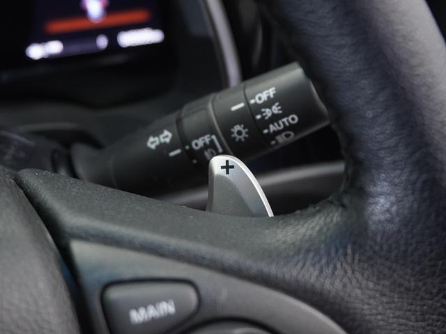 シャトル ハイブリッドＸホンダセンシング　１年保証　ＬＥＤヘッドライト＋ＬＥＤフォグライト　コンビシートプライムスムース＆ファブリック　オートハイビーム　ホンダスマートキーシステム　運転席助手席シートヒーター　パドルシフト　Ｒカメラ　ＥＴＣ（11枚目）
