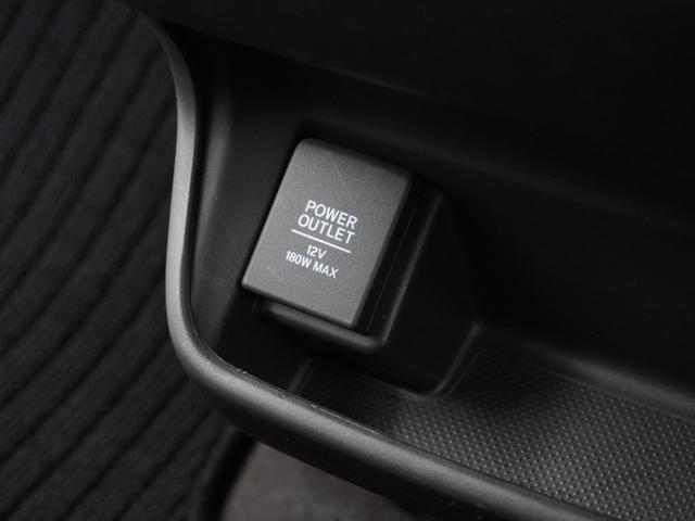 フリード Ｇ　１年保証　フルセグ　Ｒカメラ　リア左側パワースライドドア　センターテーブル　Ｃパッケージ　コンフォートビューＰＫ　２列目ベンチシート７人乗り　ホンダスマートキーシステム　ＥＴＣ車載器（6枚目）