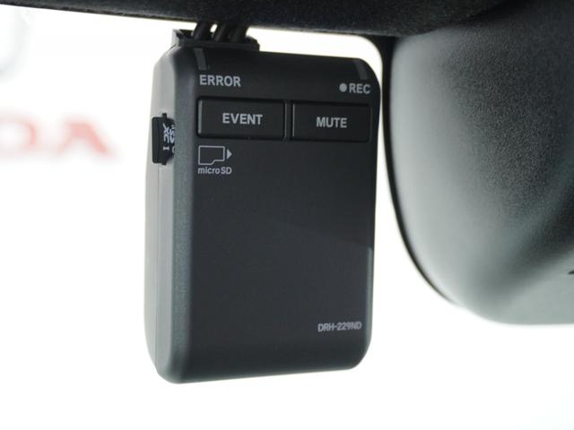 N-BOXカスタム ターボ 2年保証 フルセグ Rカメラ LEDヘッドライト オートリトラミラー リア左右パワースライドドア 15AW ドラレコ 運転席助手席シートヒーター パドルシフト コンビニフック付シートバックテーブル(6枚目)