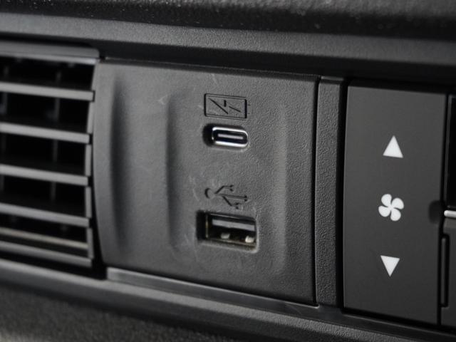 N-BOXカスタム ターボ 2年保証 フルセグ Rカメラ LEDヘッドライト オートリトラミラー リア左右パワースライドドア 15AW ドラレコ 運転席助手席シートヒーター パドルシフト コンビニフック付シートバックテーブル(9枚目)
