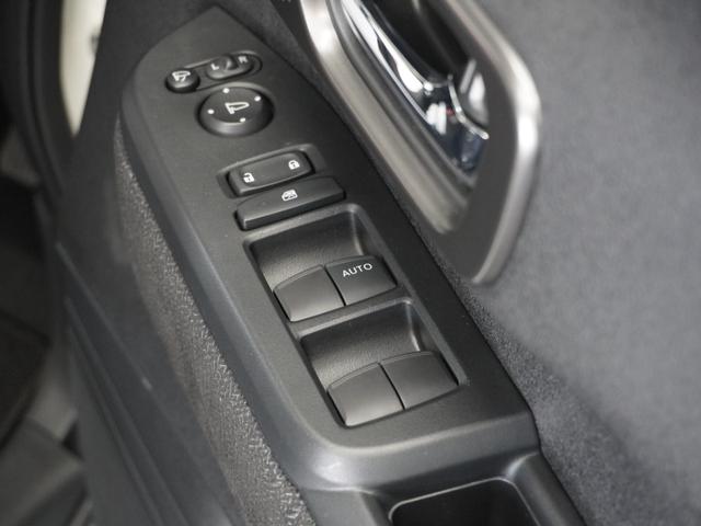 N-BOXカスタム ベースグレード 2年保証 フルセグ Rカメラ LEDヘッドライト オートリトラミラー リア左右パワースライドドア オートライト ドラレコ 運転席助手席シートヒーター コンビニフック付シートバックテーブル 14AW(30枚目)