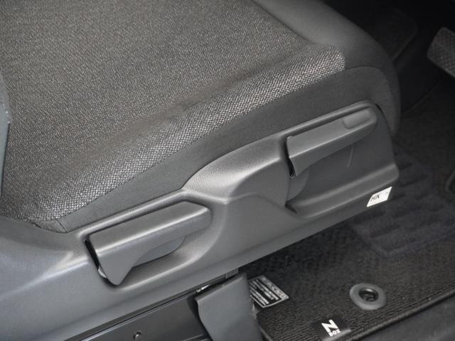 N-BOXカスタム ベースグレード 2年保証 フルセグ Rカメラ LEDヘッドライト オートリトラミラー リア左右パワースライドドア オートライト ドラレコ 運転席助手席シートヒーター コンビニフック付シートバックテーブル 14AW(31枚目)