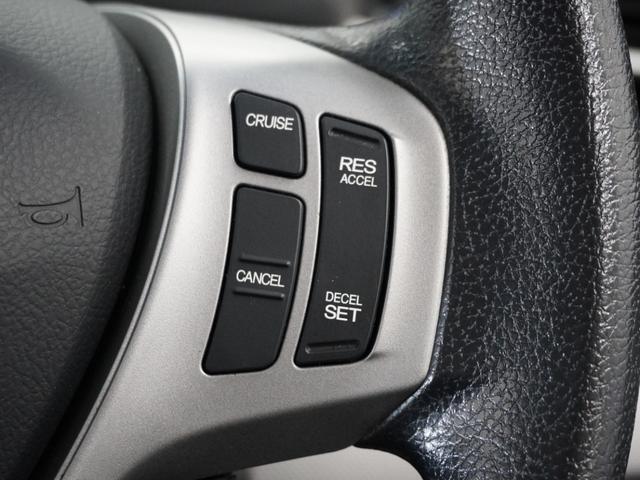 フリードハイブリッド ジャストセレクション 1年保証 フルセグ Rカメラ ディスチャージヘッドライト オートライト リア左右パワースライドドア 2列目ベンチシート7人乗り クルーズコントロール ジャストセレクション装備 ホンダスマートキー(11枚目)