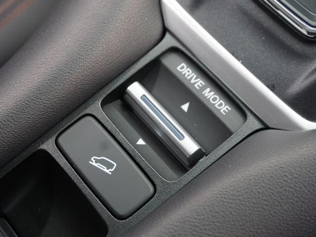 ZR-V e:HEVZ 2年保証 4WD マルチビューカメラシステム アダプティブドライビングビーム 後退出庫サポート ハンズフリーアクセスパワーテールゲート フルセグ 運転席助手席シートヒーター 18AW ドラレコ(14枚目)