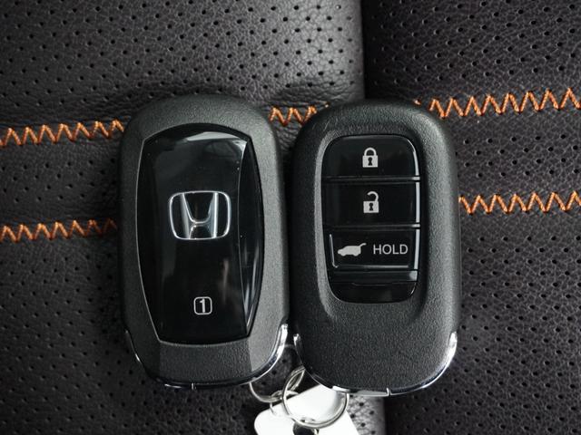 ZR-V e:HEVZ 2年保証 4WD マルチビューカメラシステム アダプティブドライビングビーム 後退出庫サポート ハンズフリーアクセスパワーテールゲート フルセグ 運転席助手席シートヒーター 18AW ドラレコ(22枚目)