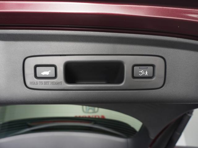 ZR-V e:HEVZ 2年保証 4WD マルチビューカメラシステム アダプティブドライビングビーム 後退出庫サポート ハンズフリーアクセスパワーテールゲート フルセグ 運転席助手席シートヒーター 18AW ドラレコ(39枚目)