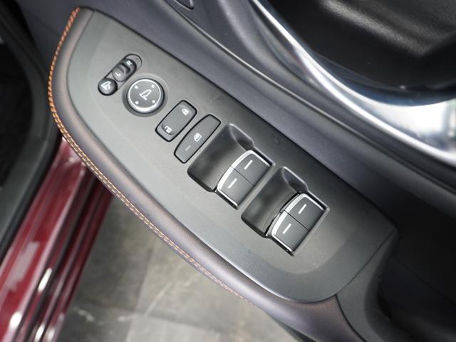 ZR-V e:HEVZ 2年保証 4WD マルチビューカメラシステム アダプティブドライビングビーム 後退出庫サポート ハンズフリーアクセスパワーテールゲート フルセグ 運転席助手席シートヒーター 18AW ドラレコ(40枚目)