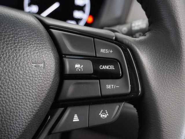 ＷＲ－Ｖ Ｚブラックスタイル　２年保証　フルセグ　Ｒカメラ　ＬＥＤヘッドライト　フォグライト　本革巻ステアリングホイール＋セレクトレバー　リアセンターアームレスト　パーセルカバー　コンビシート　１７ＡＷ　ブラックスタイル専用装備（10枚目）