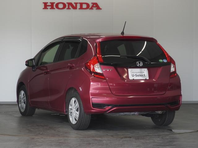 フィット １３Ｇ・Ｌホンダセンシング　１年保証　ＬＥＤヘッドライト　フォグライト　ＦＬパッケージ　オートライト　オートリトラミラー　ラゲッジルームランプ　シートバックポケット（助手席）　アームレスト付センターコンソールＢＯＸ　ドラレコ（15枚目）