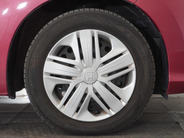 フィット １３Ｇ・Ｌホンダセンシング　１年保証　ＬＥＤヘッドライト　フォグライト　ＦＬパッケージ　オートライト　オートリトラミラー　ラゲッジルームランプ　シートバックポケット（助手席）　アームレスト付センターコンソールＢＯＸ　ドラレコ（16枚目）