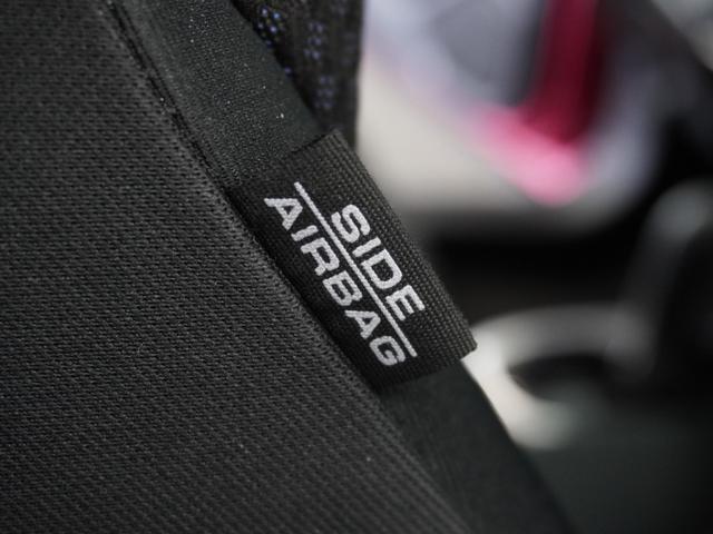 フィット １３Ｇ・Ｌホンダセンシング　１年保証　ＬＥＤヘッドライト　フォグライト　ＦＬパッケージ　オートライト　オートリトラミラー　ラゲッジルームランプ　シートバックポケット（助手席）　アームレスト付センターコンソールＢＯＸ　ドラレコ（25枚目）