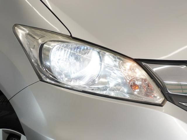 フリード Ｇジャストセレクション　１年保証　ワンセグ　Ｒカメラ　ディスチャージヘッドライト　オートライト　２列目外側アームレスト６人乗り　ジャストセレクション装備　ホンダスマートキーシステム　＋イモビライザー　ドライブレコーダーＥＴＣ（14枚目）