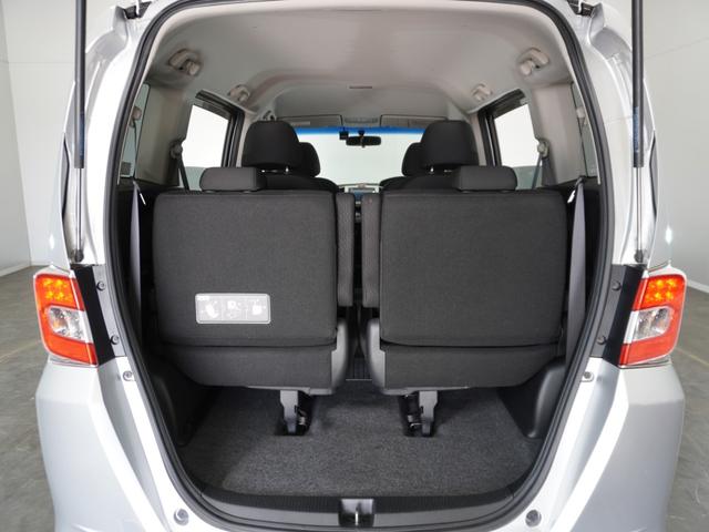 フリード Ｇジャストセレクション　１年保証　ワンセグ　Ｒカメラ　ディスチャージヘッドライト　オートライト　２列目外側アームレスト６人乗り　ジャストセレクション装備　ホンダスマートキーシステム　＋イモビライザー　ドライブレコーダーＥＴＣ（24枚目）