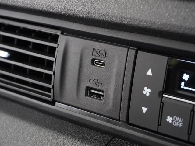 Ｎ－ＢＯＸカスタム ベースグレード　２年保証　フルセグ　Ｒカメラ　リア左側パワースライドドア　運転席助手席シートヒーター　オートリトラミラー　１４ＡＷ　ＬＥＤヘッドライト　オートライト　ドライブレコーダー　ホンダセンシング（9枚目）